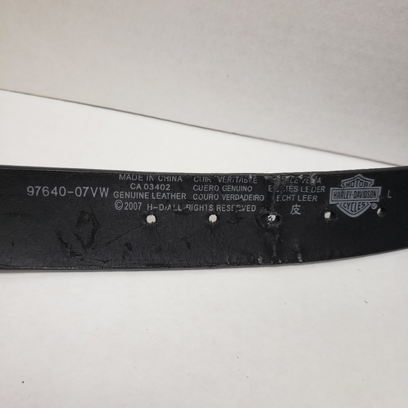 Harley Davidson Lg womens black leather belt silver buckle Waist 34-38 Flawed - Picture 7 of 8
